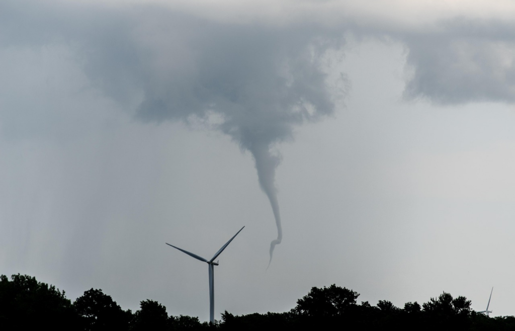 A dark funnel