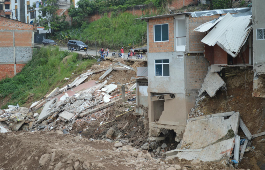 Collapsed structures in areas with thawing permafrost